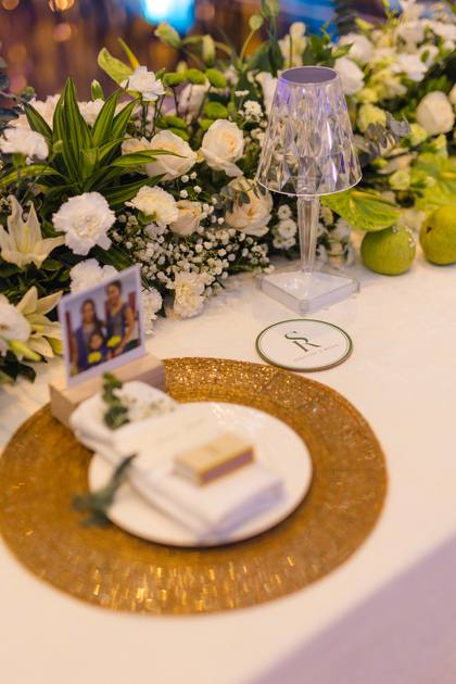 Tablescape and Floral detail — Reception decor — Alila Diwa Goa